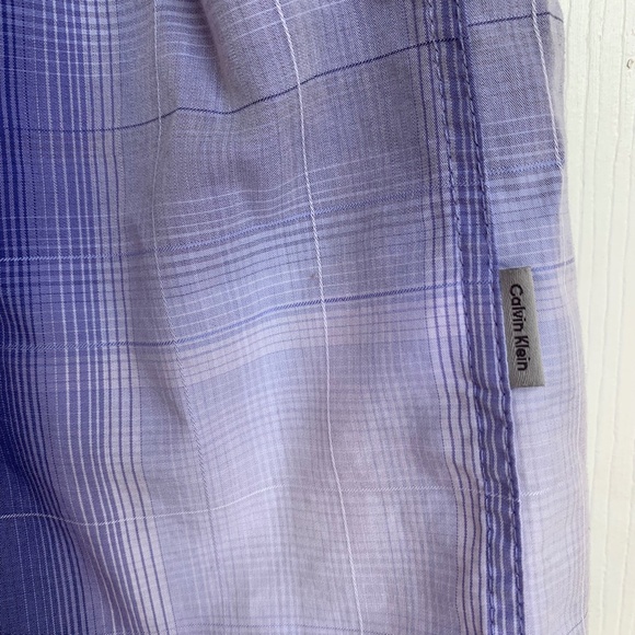 Two Men's Long Sleeve Shirts - Picture 6 of 10